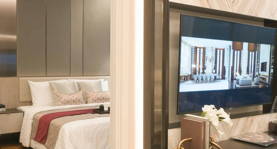 For sale 1 bed condo in Khlong Toei, Bangkok