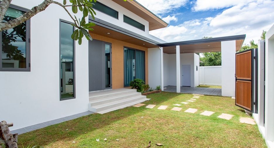 For sale 4 bedrooms house in Hua Hin, Prachuap Khiri Khan