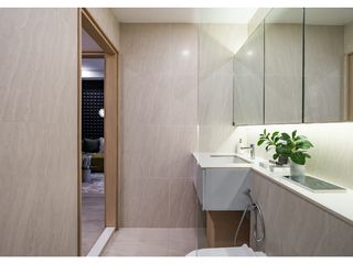 Продажа 2 спальни кондо в Кхлонг Тоеи, Бангкок