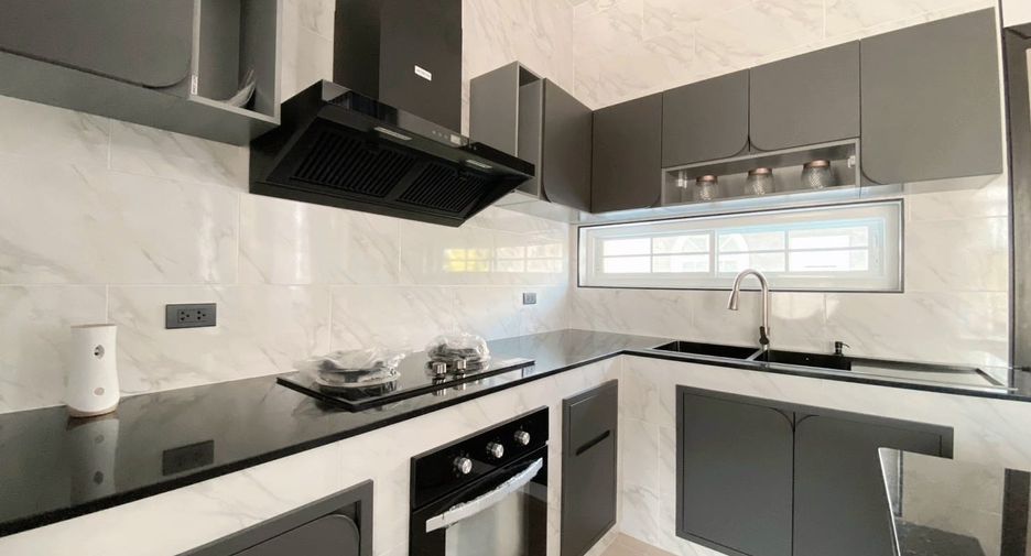 For sale 3 ベッドルーム house in Cha Am, Phetchaburi