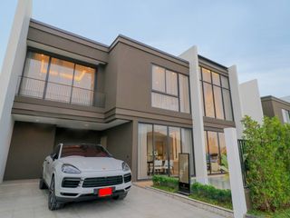 Продажа 4 спальни дом в Банг Ламунг, Чонбури