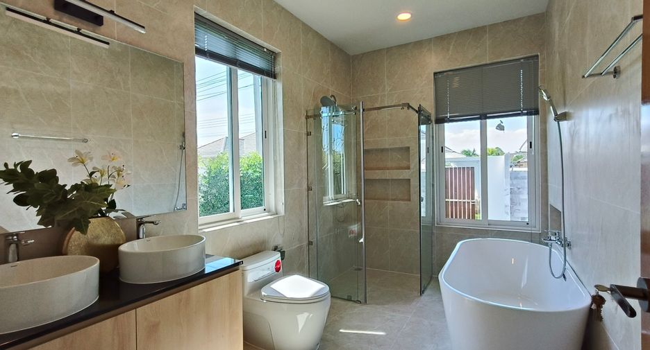 For sale 3 bedrooms house in Hua Hin, Prachuap Khiri Khan