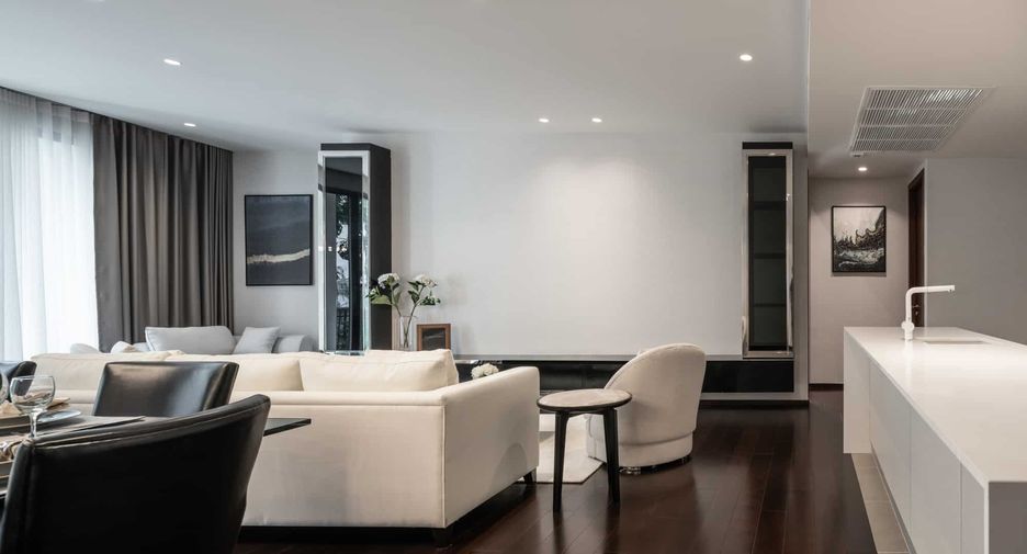For sale 2 bedrooms condo in Watthana, Bangkok