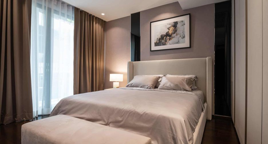 For sale 2 bedrooms condo in Watthana, Bangkok