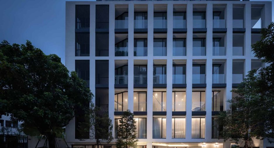 For sale 2 bedrooms condo in Watthana, Bangkok
