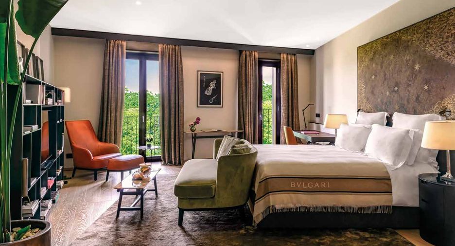 For sale 3 bedrooms condo in Pathum Wan, Bangkok
