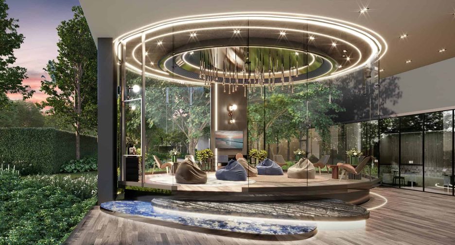 For sale 2 ベッドルーム condo in Khlong Toei, Bangkok