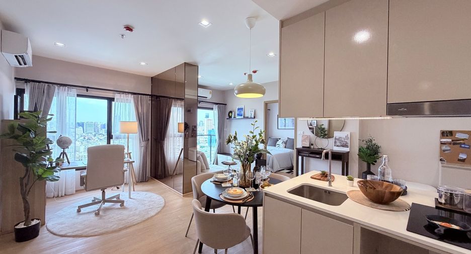 For sale 2 bedrooms condo in Thon Buri, Bangkok