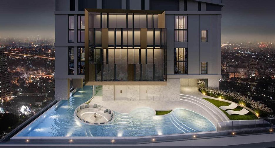 For sale 1 bed condo in Phra Khanong, Bangkok