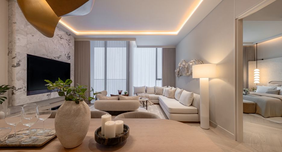 For sale 4 bedrooms condo in Khlong Toei, Bangkok