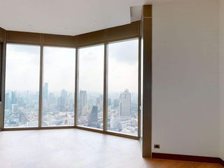 For sale 4 bedrooms condo in Khlong San, Bangkok