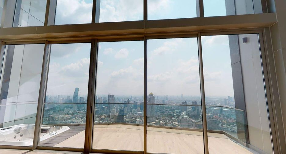 For sale 4 ベッドルーム condo in Khlong San, Bangkok