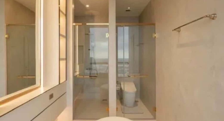 For sale 2 bedrooms condo in Khlong Toei, Bangkok