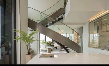 Condo en venta de 2 habitaciones en Khlong Toei, Bangkok