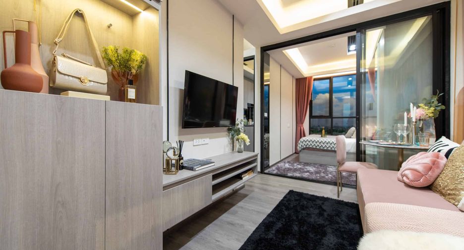 For sale 1 bed condo in Mueang Samut Prakan, Samut Prakan