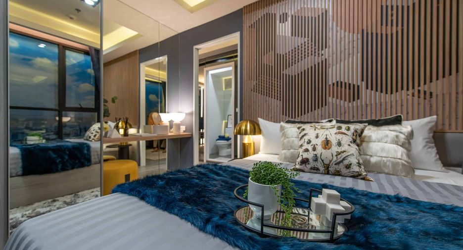 For sale 2 bedrooms condo in Mueang Samut Prakan, Samut Prakan