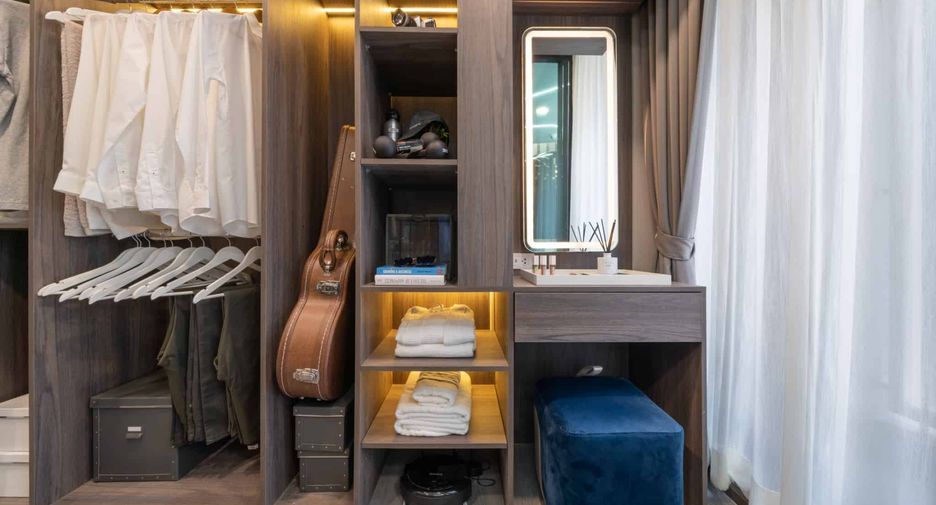 For sale 1 bed condo in Mueang Samut Prakan, Samut Prakan