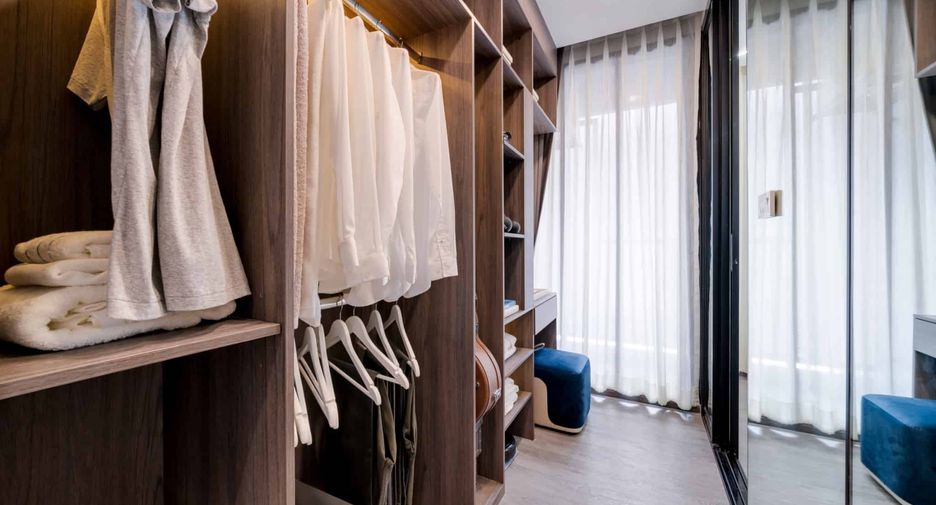 For sale 1 bed condo in Mueang Samut Prakan, Samut Prakan