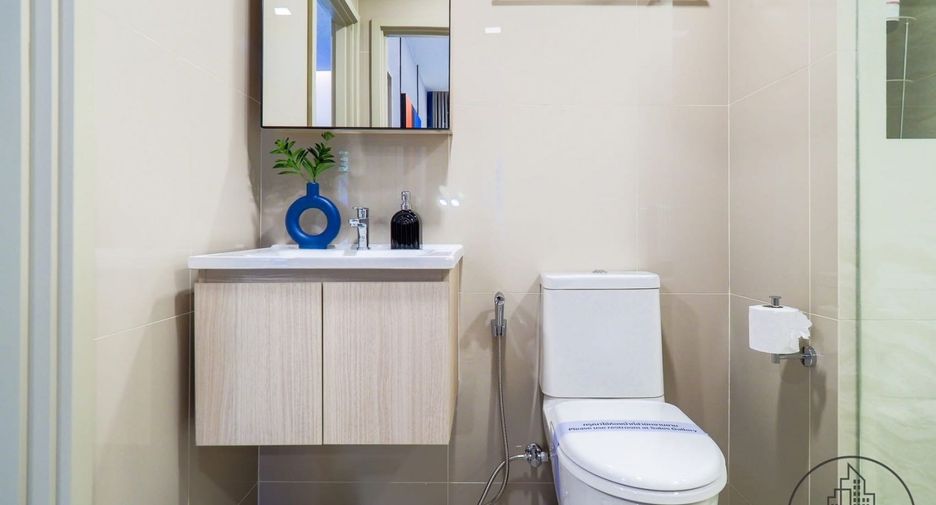 For sale 1 bed condo in Khlong Toei, Bangkok
