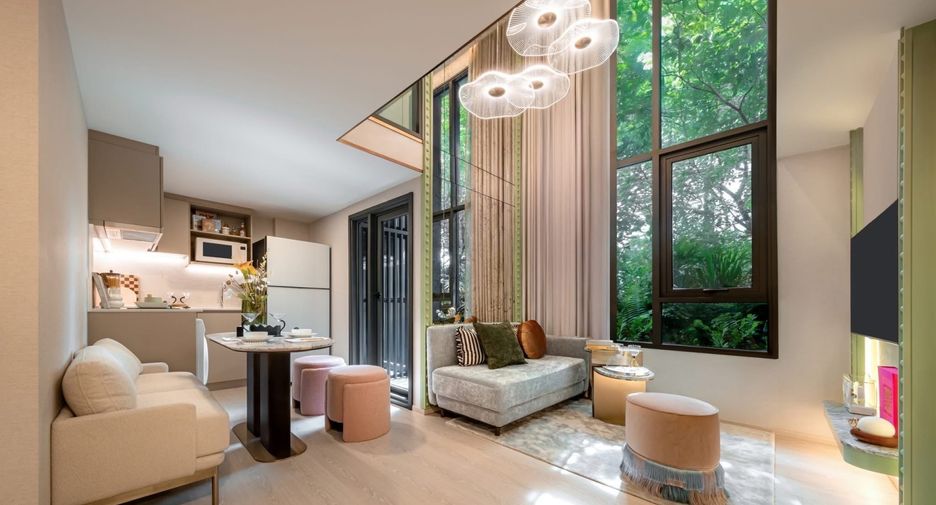 For sale 2 bedrooms condo in Khlong Toei, Bangkok