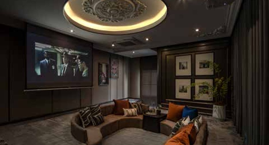 For sale 4 bedrooms house in Thawi Watthana, Bangkok