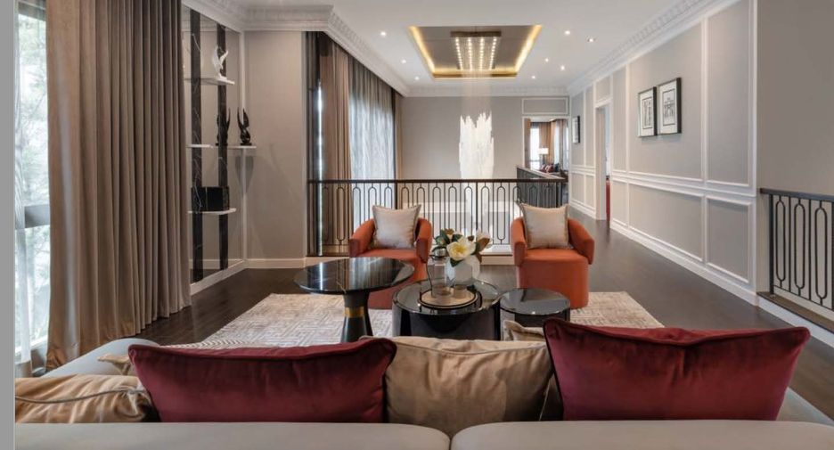 For sale 6 bedrooms house in Thawi Watthana, Bangkok