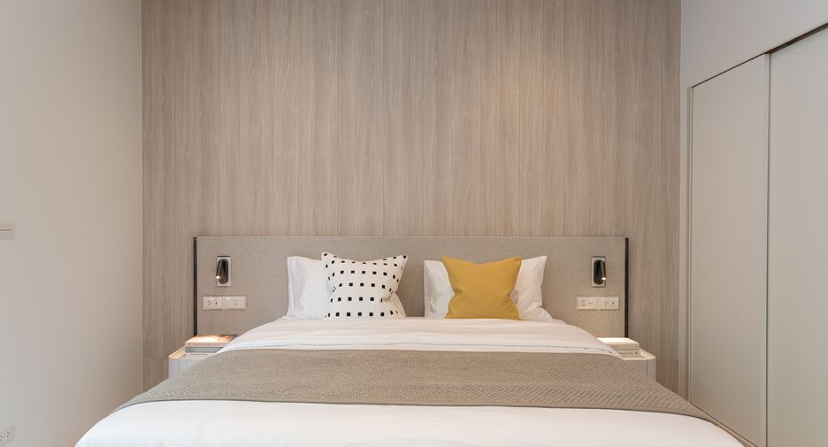 For sale 1 bed condo in Watthana, Bangkok