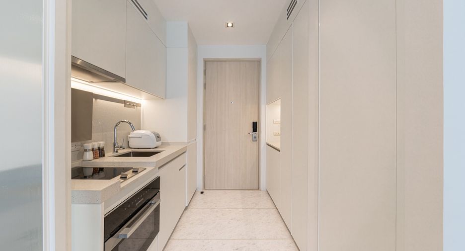 For sale 1 bed condo in Watthana, Bangkok