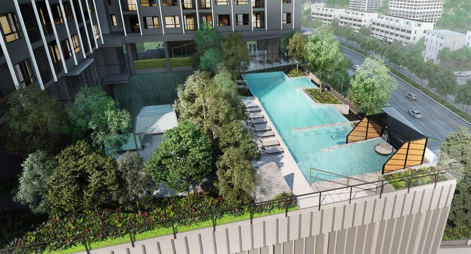 For sale 2 bedrooms condo in Khlong Toei, Bangkok