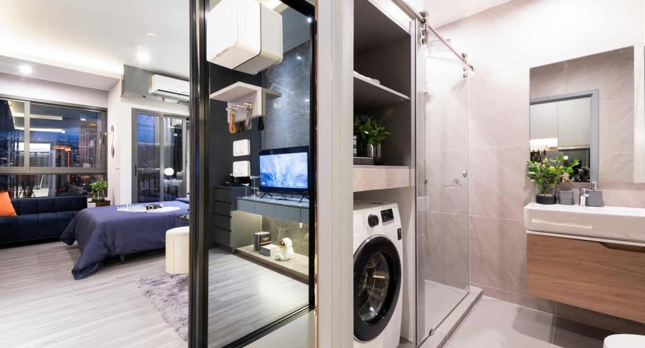 For sale 1 bed condo in Khlong Toei, Bangkok