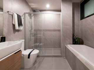For sale 2 bedrooms condo in Khlong Toei, Bangkok