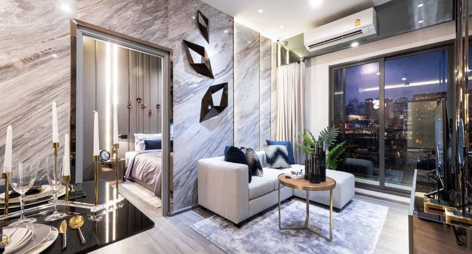 For sale 2 bedrooms condo in Khlong Toei, Bangkok