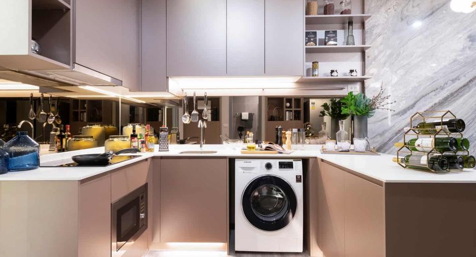 For sale 2 bedrooms condo in Khlong Toei, Bangkok
