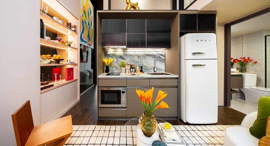 For sale 2 bedrooms condo in Ratchathewi, Bangkok