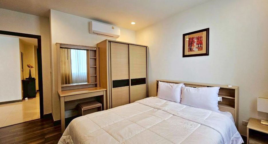 For rent 2 bedrooms condo in Pathum Wan, Bangkok
