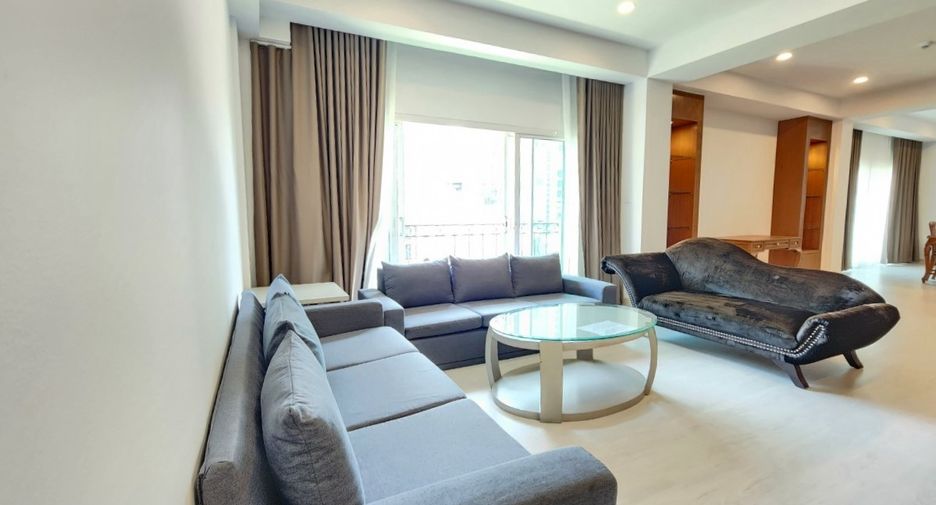 For rent 3 bedrooms condo in Watthana, Bangkok
