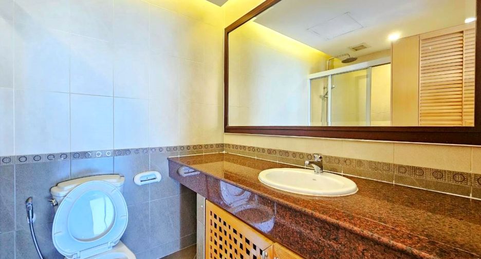 Wohnung zur Miete mit 3 Zimmer in Sathon, Bangkok