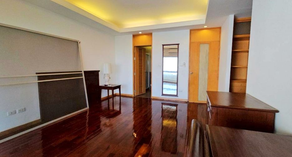 Wohnung zur Miete mit 3 Zimmer in Sathon, Bangkok
