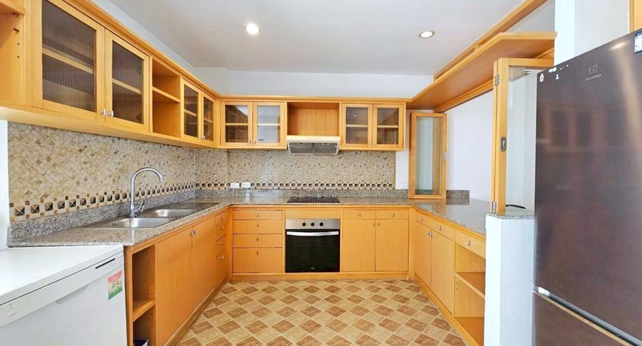 Wohnung zur Miete mit 3 Zimmer in Sathon, Bangkok