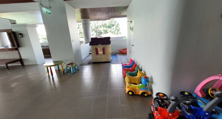 For rent 3 ベッドルーム condo in Pathum Wan, Bangkok