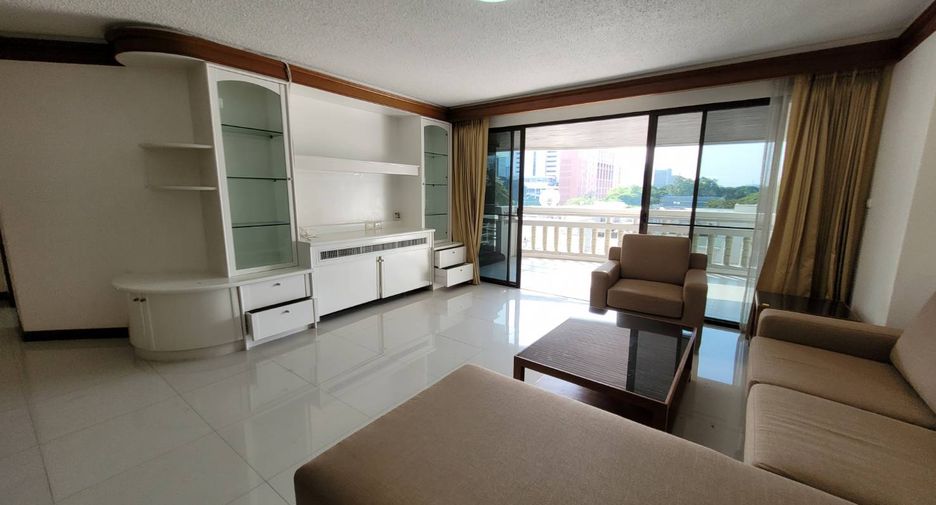 For rent 3 ベッドルーム condo in Pathum Wan, Bangkok