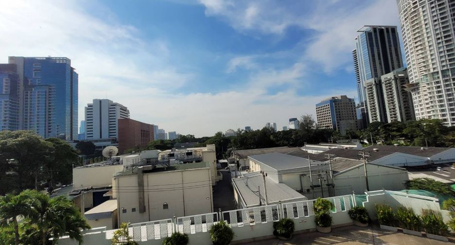 For rent 3 ベッドルーム condo in Pathum Wan, Bangkok