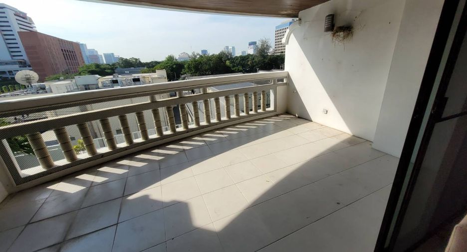 For rent 3 ベッドルーム condo in Pathum Wan, Bangkok