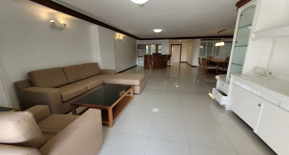 For rent 3 ベッドルーム condo in Pathum Wan, Bangkok