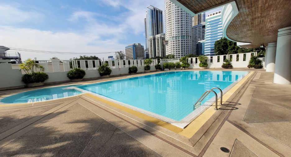 For rent 3 ベッドルーム condo in Pathum Wan, Bangkok