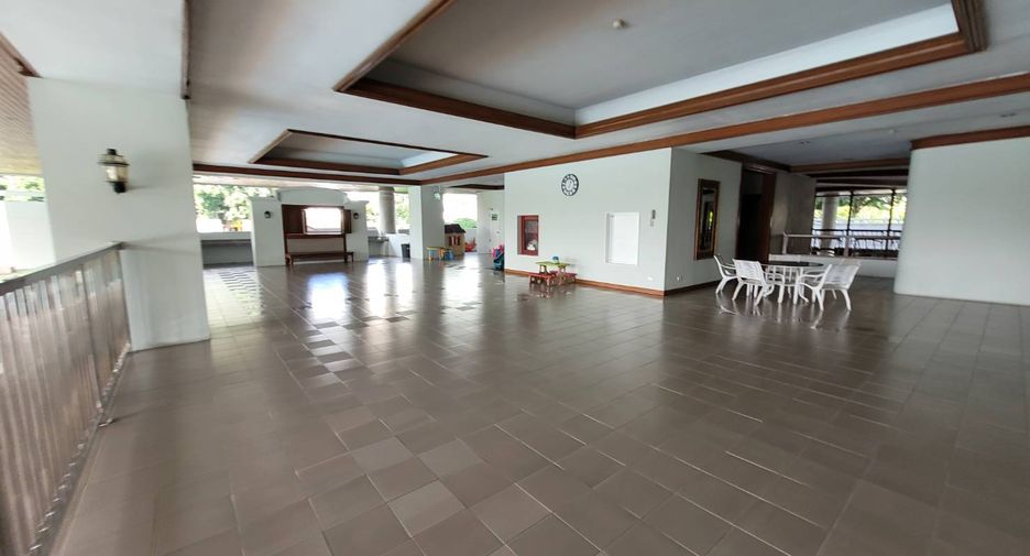 For rent 3 ベッドルーム condo in Pathum Wan, Bangkok