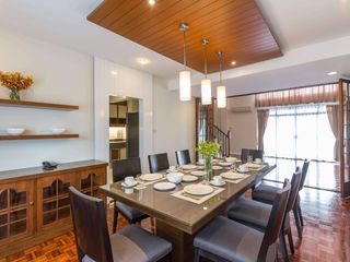 Condo en alquiler de 4 habitaciones en Khlong Toei, Bangkok