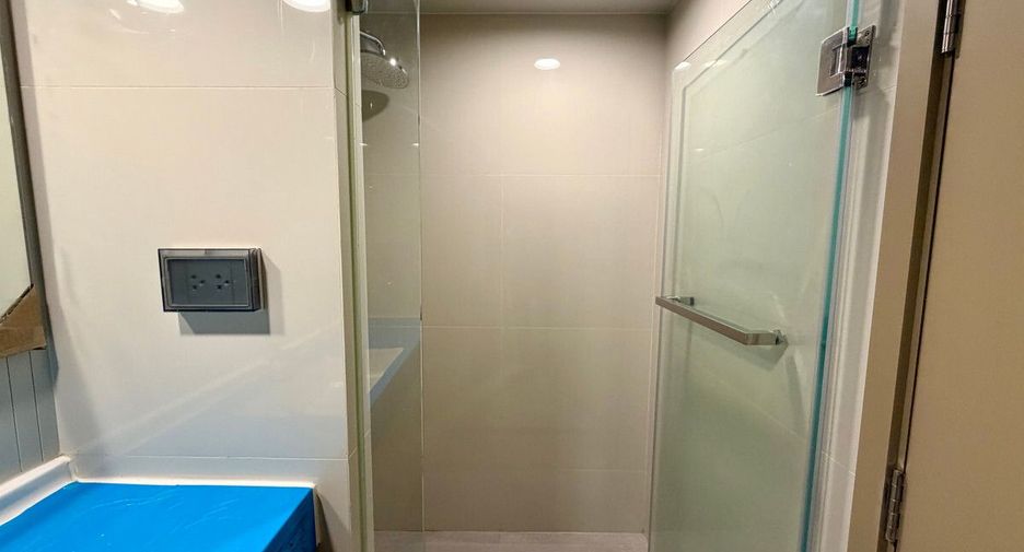 For sale 1 bed condo in Bang Rak, Bangkok