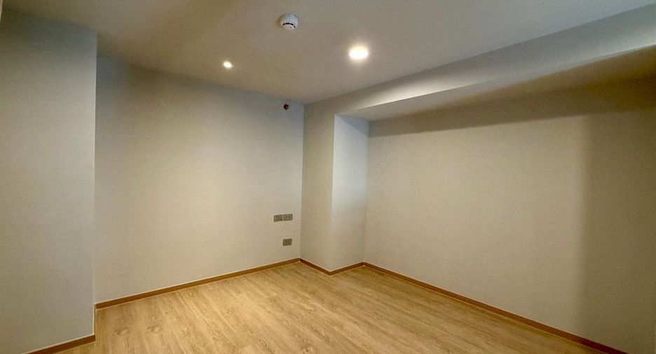 For sale 1 bed condo in Bang Rak, Bangkok
