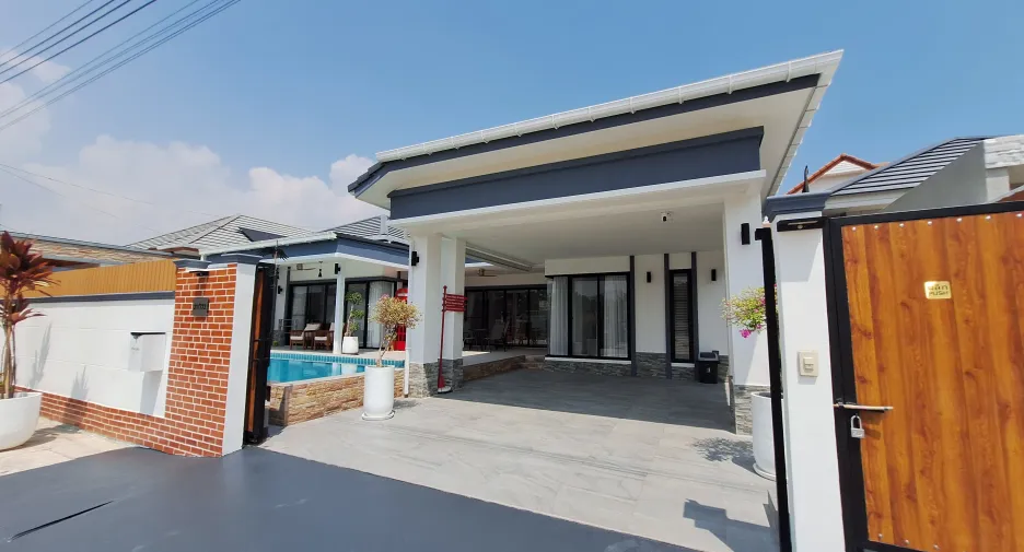 For sale 3 ベッドルーム villa in Hua Hin, Prachuap Khiri Khan